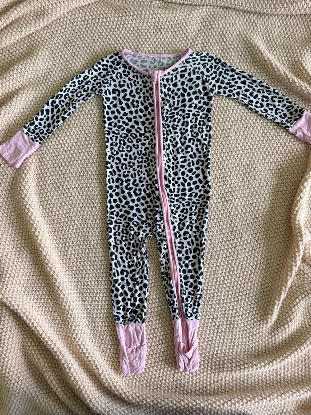 🐆 Little Sleepies Leopard Zippy — 6–12M
